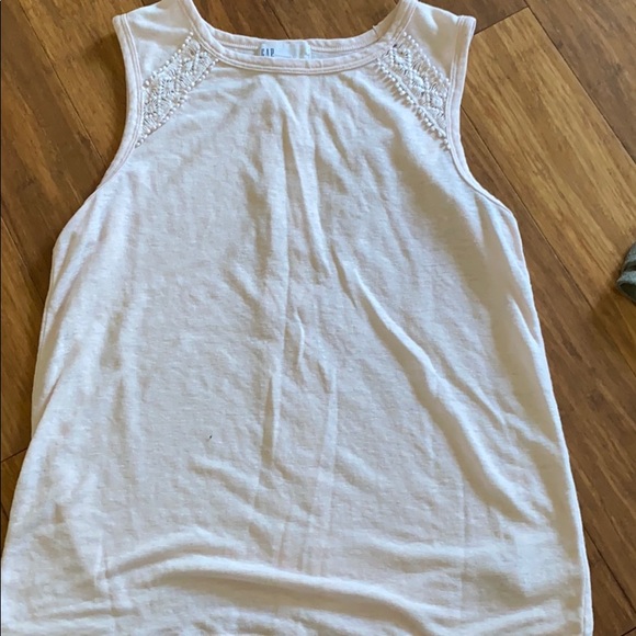 Pinkish white tank top - Picture 2 of 3